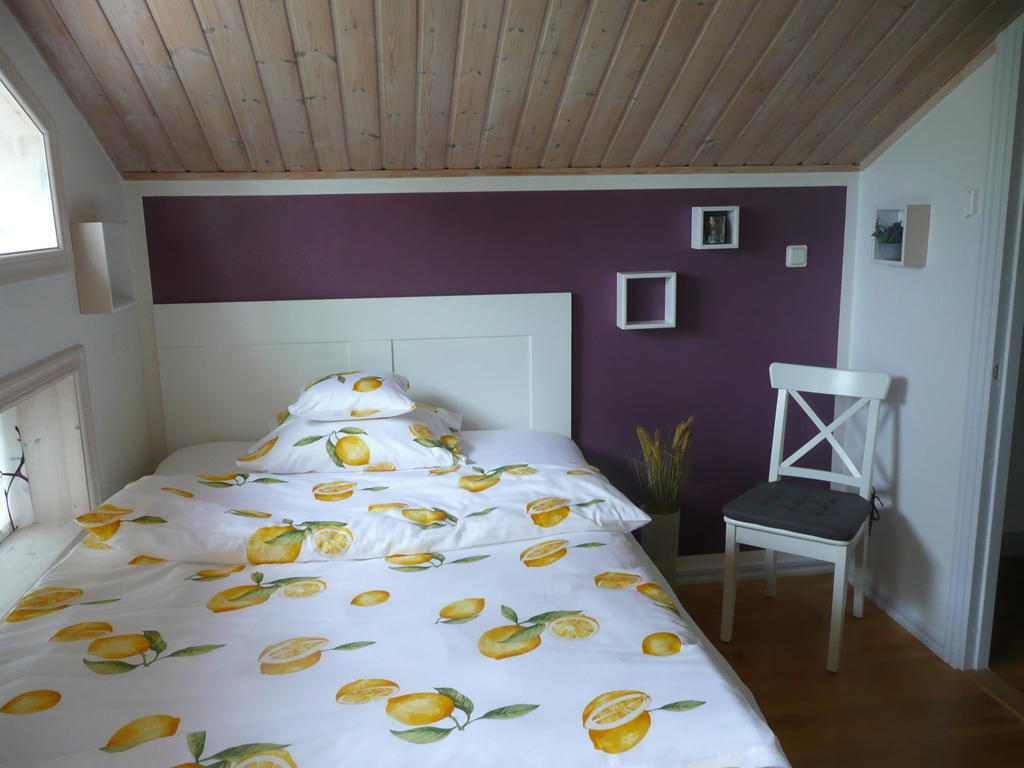 Skogis Bed & Breakfast Katrineholm Kamer foto