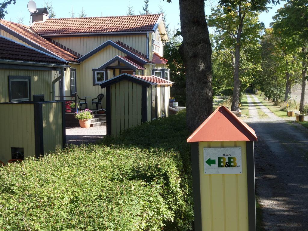 Skogis Bed & Breakfast Katrineholm Buitenkant foto