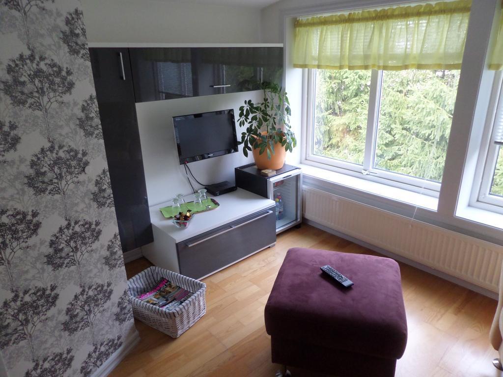 Skogis Bed & Breakfast Katrineholm Buitenkant foto